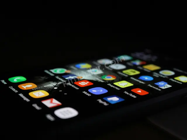 Xiaomi Cep Telefonu — Sıfır Gibi, 64 GB