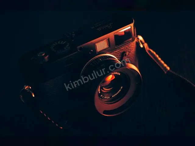Fotoğraf Makinesi · Bornova — Arızalı / Parça, Kutulu — fotoğraf 2