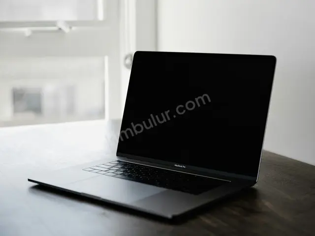 HP Dizüstü Bilgisayar · İpekyolu — Sıfır Gibi, 4 GB RAM, 1 TB — fotoğraf 2