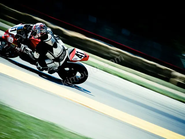 2013 Husqvarna — Az Yakan