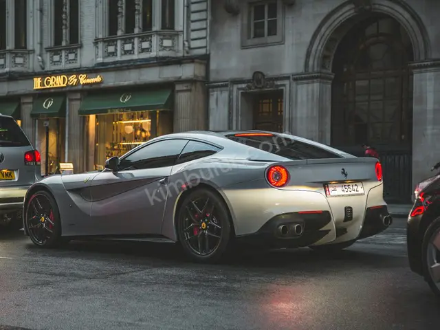 2018 Ferrari 488 Comfort — Değişensiz — fotoğraf 4