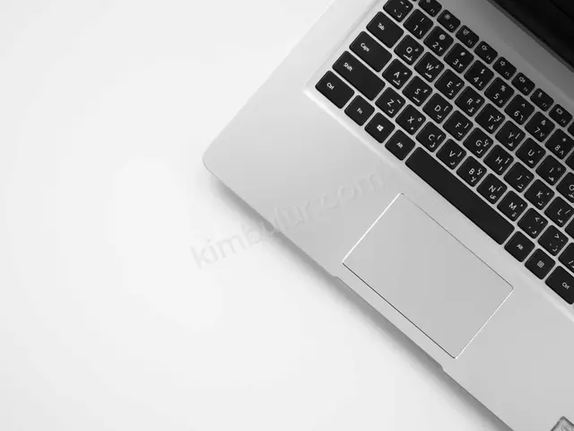 Lenovo Dizüstü Bilgisayar · Karatay — Arızalı / Parça, 16 GB RAM, 128 GB — fotoğraf 3