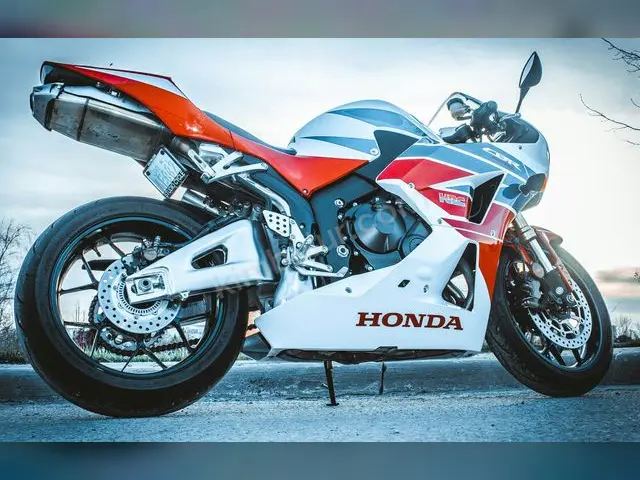 2015 BMW — Tramer Kaydı Düşük — fotoğraf 2