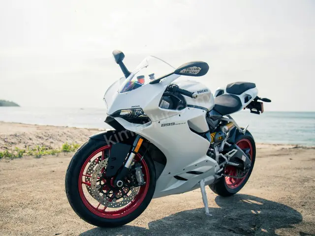 2017 Ducati — Garaj Aracı
