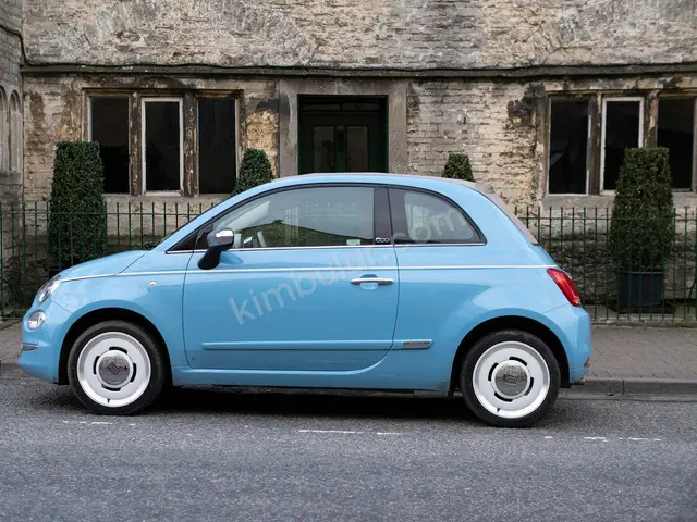 2020 Fiat 500 Prestige — Masrafsız — fotoğraf 3