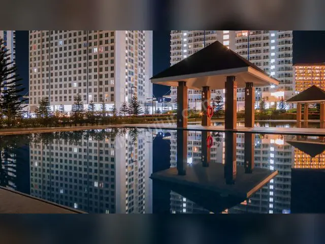 Karşıyaka 92 Odalı Satılık Pansiyon