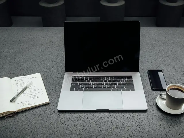 HP Dizüstü Bilgisayar · Yahyalı — Sıfır, 16 GB RAM, 256 GB