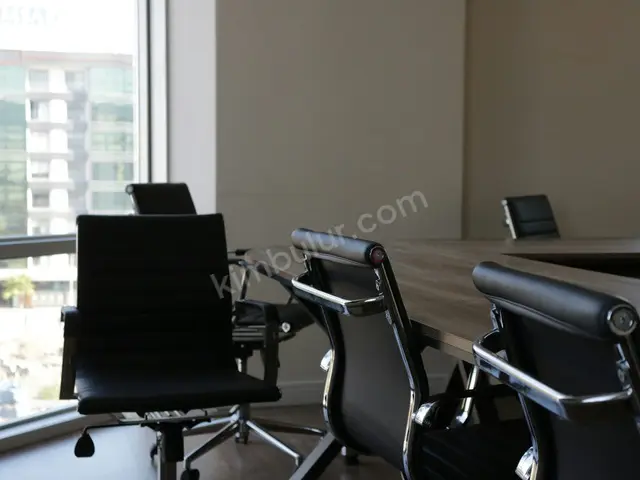 Karabağlar Metroya Yakın Kiralık Ofis & Büro
