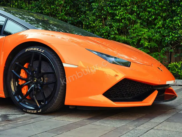 2016 Lamborghini Revuelto Elite — Garaj Aracı