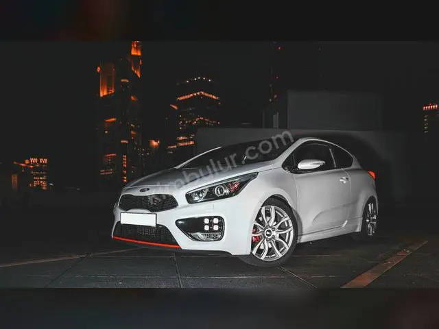 2025 Kia Stonic Prestige — Masrafsız — fotoğraf 3