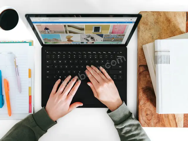 Microsoft Surface — Arızalı / Parça, 64 GB ve üzeri RAM, 1 TB — fotoğraf 2