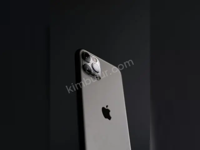 iPhone 15 Pro 256 GB Natural Titanium — Garantili, Kutulu