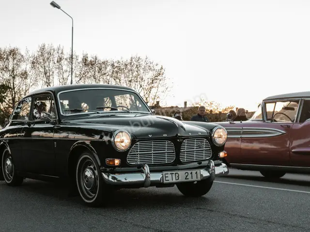 2025 Volvo V60 Premium — Bakımları Yeni — fotoğraf 3
