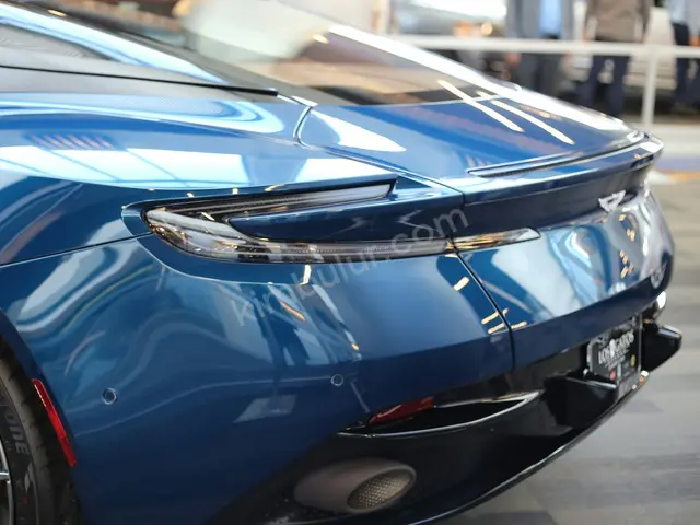 2024 Aston Martin Vantage Sport — Bakımları Yeni