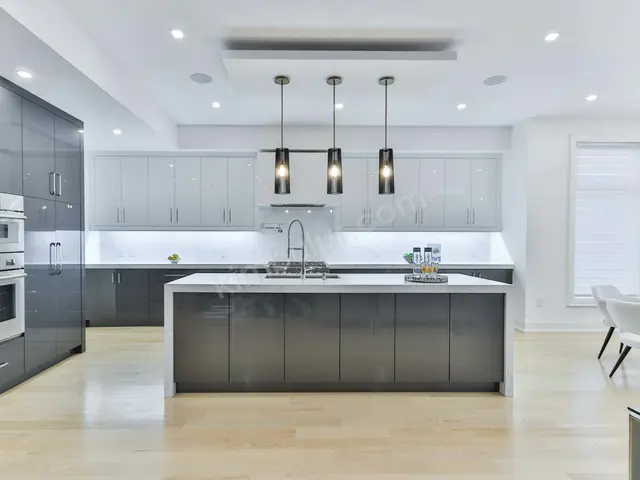 Karesi Site İçinde 4+1 Satılık Daire — fotoğraf 2