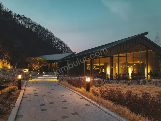 Serdivan Yeni Binada 2+1 Kiralık Rezidans — fotoğraf 3