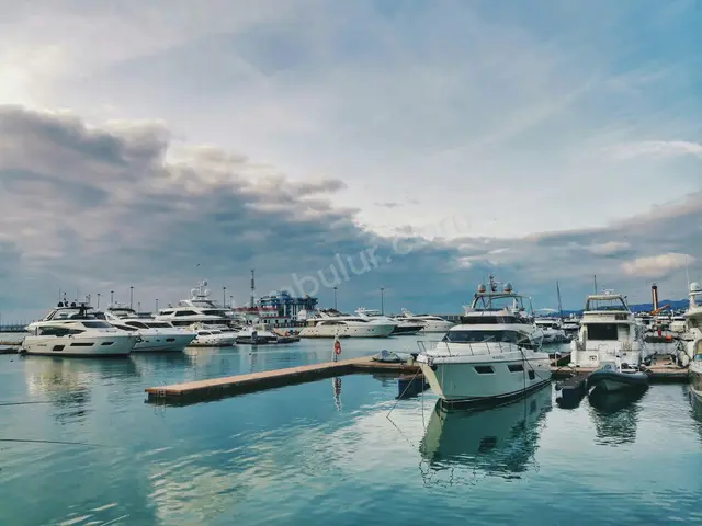 Kiralık Tekne & Yat · İskenderun — 2010 Model, 16 m