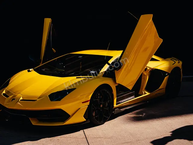 2025 Lamborghini Revuelto Sport — Az Yakan — fotoğraf 3
