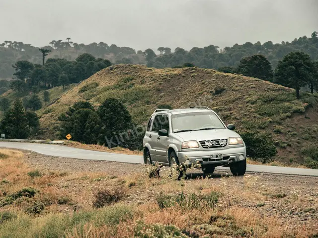 2014 Suzuki S-Cross Design — Garaj Aracı