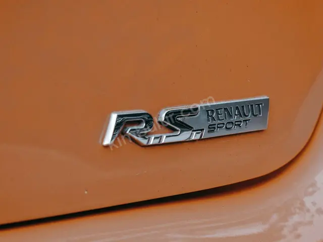 2019 Renault Captur Premium — Garaj Aracı — fotoğraf 2
