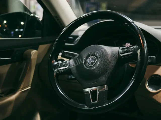 2014 Volkswagen Golf Executive — İlk Elden