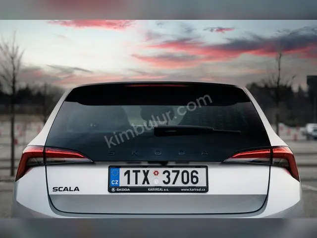 2021 Skoda Octavia Executive — Bakımları Yeni — fotoğraf 2