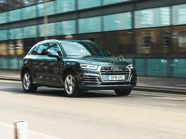 2012 Audi Q3 Sport — Masrafsız — fotoğraf 4