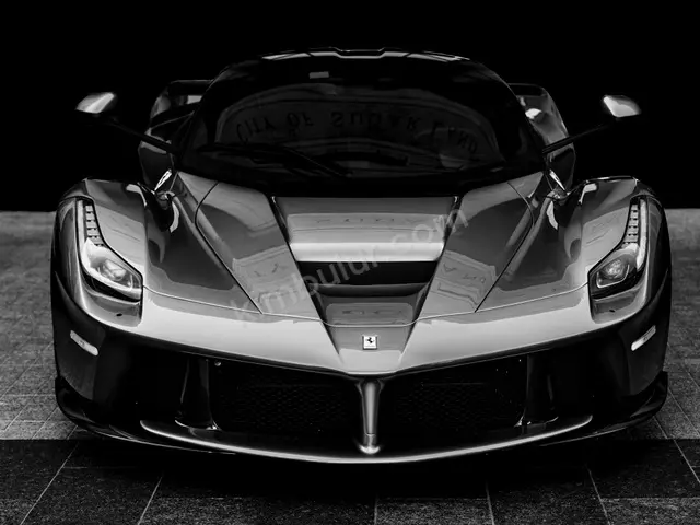 2013 Ferrari 296 Sport — Garaj Aracı