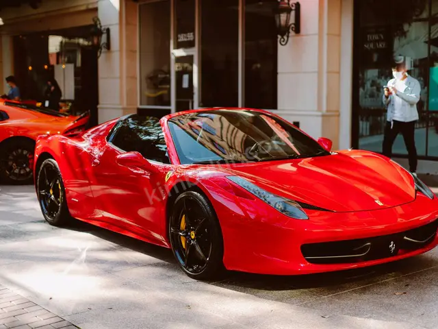 2025 Ferrari California Design — Değişensiz