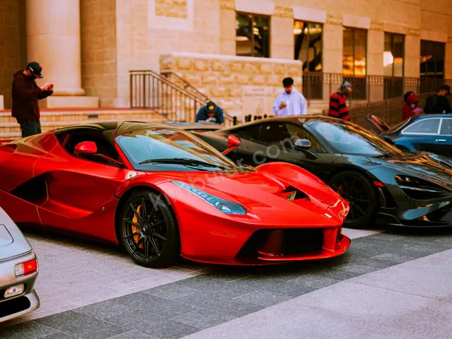 2020 Ferrari 812 Comfort — Ekspertiz Raporlu — fotoğraf 2