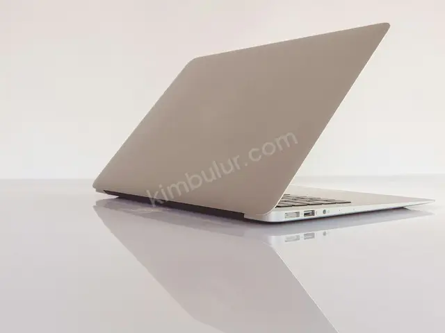 Dell Dizüstü Bilgisayar · Bağlar — Arızalı / Parça, 64 GB ve üzeri RAM, 256 GB — fotoğraf 4