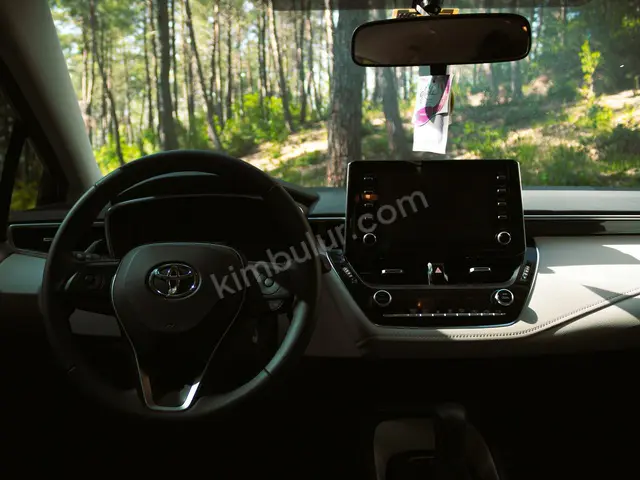 2010 Toyota Prius Titanium — Masrafsız