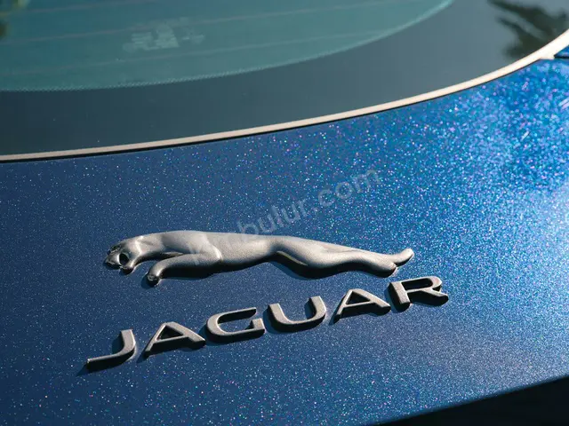 2016 Jaguar XF Style — İlk Elden