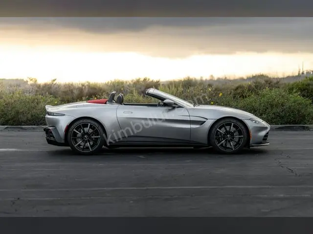 2013 Aston Martin DB12 Titanium — Bakımları Yeni