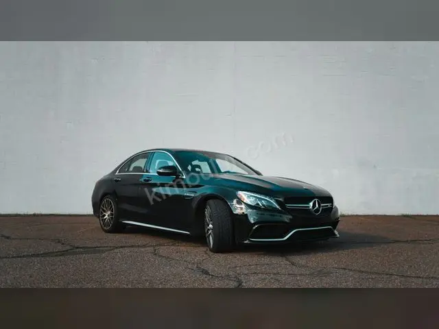 2023 Mercedes-Benz 190 Titanium — Garaj Aracı — fotoğraf 2
