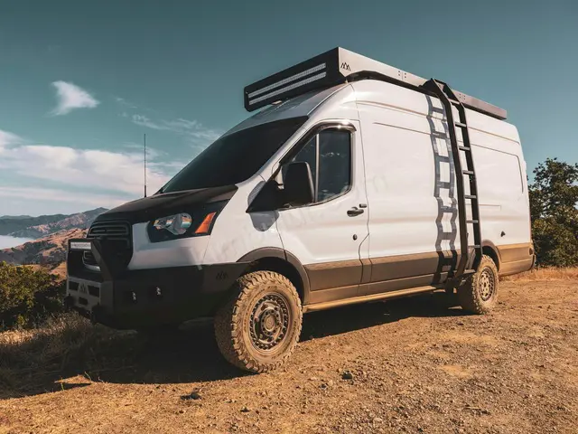 2021 Peugeot Partner Urban — Değişensiz