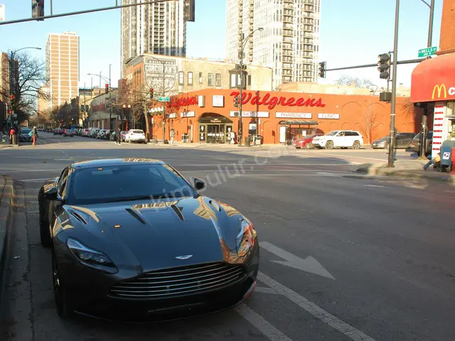 2011 Aston Martin DBS Executive — Garaj Aracı — fotoğraf 2