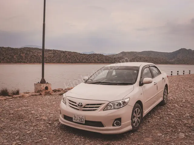 2018 Toyota Camry Elite — Az Yakan — fotoğraf 2