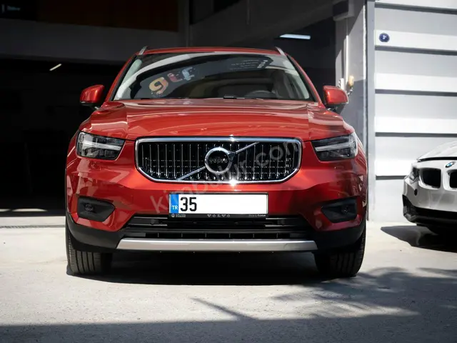 2015 Volvo XC40 Style — Garaj Aracı — fotoğraf 2