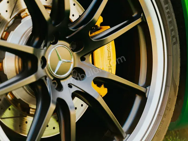 2020 Mercedes-Benz GLC Elite — Bakımları Yeni — fotoğraf 2