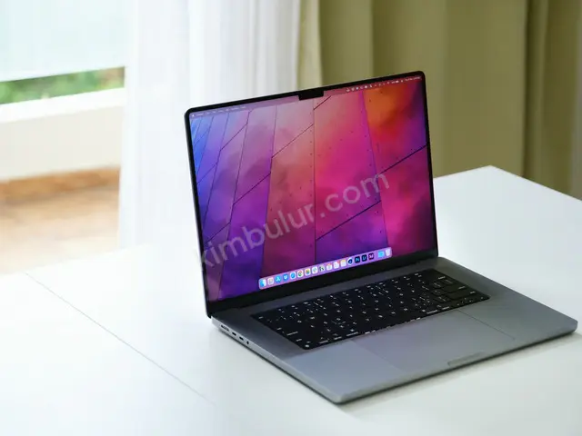 Samsung Dizüstü Bilgisayar · Gemlik — Sıfır, 4 GB RAM, 128 GB — fotoğraf 2