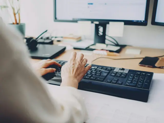 Gönen Site İçinde Kiralık Eğitim Kurumu