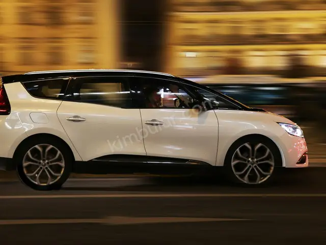 2013 Renault R 11 Executive — Masrafsız