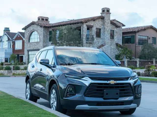 2024 Chevrolet Camaro Prestige — Tramer Kaydı Düşük — fotoğraf 3