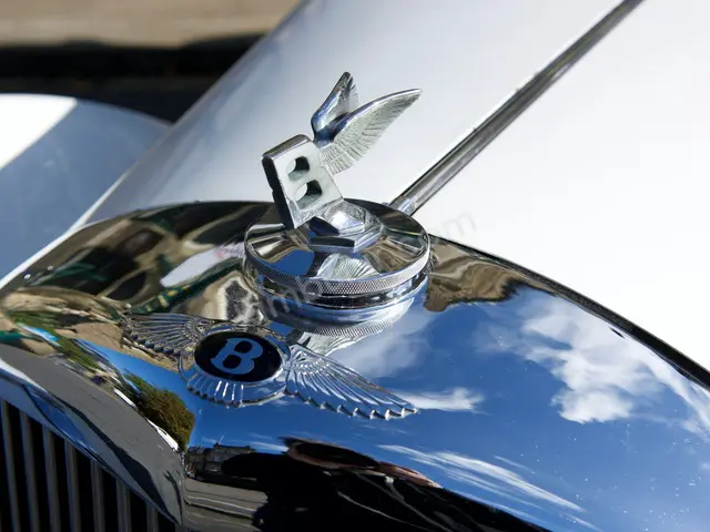 2011 Bentley Continental Comfort — Değişensiz — fotoğraf 3