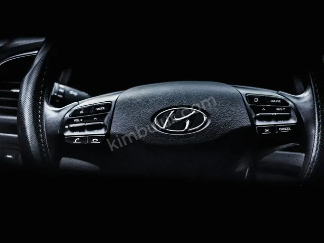 2023 Hyundai Accent Design — Tramer Kaydı Düşük — fotoğraf 4