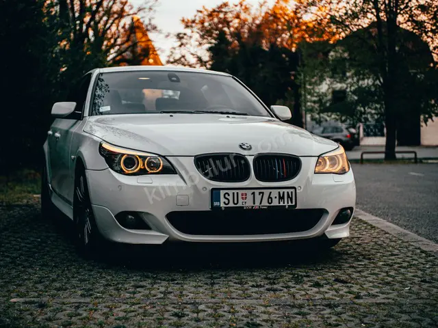 2010 BMW 4 Serisi Sport — Bakımları Yeni — fotoğraf 2