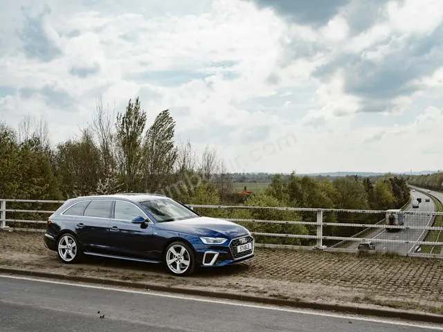 2019 Audi Premium — Değişensiz — fotoğraf 2