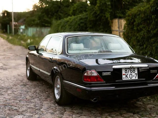 2023 Jaguar XJ Comfort · İzmit — Az Yakan — fotoğraf 3