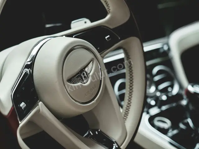 2022 Bentley Mulsanne Sport — Bakımları Yeni — fotoğraf 3